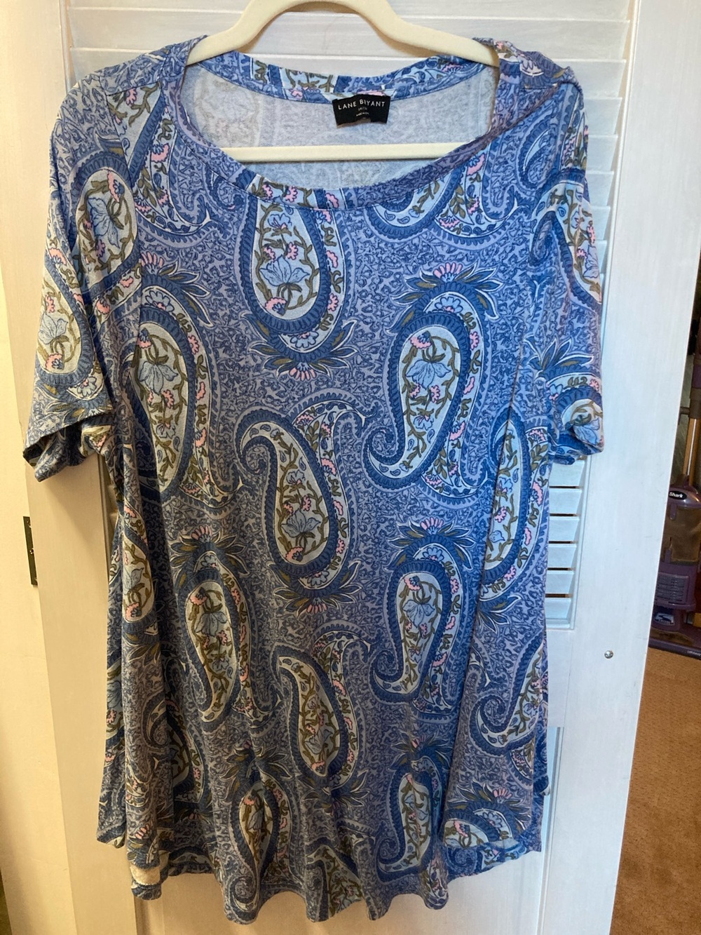 Lane Bryant Blue Paisley Short Sleeve Tunic